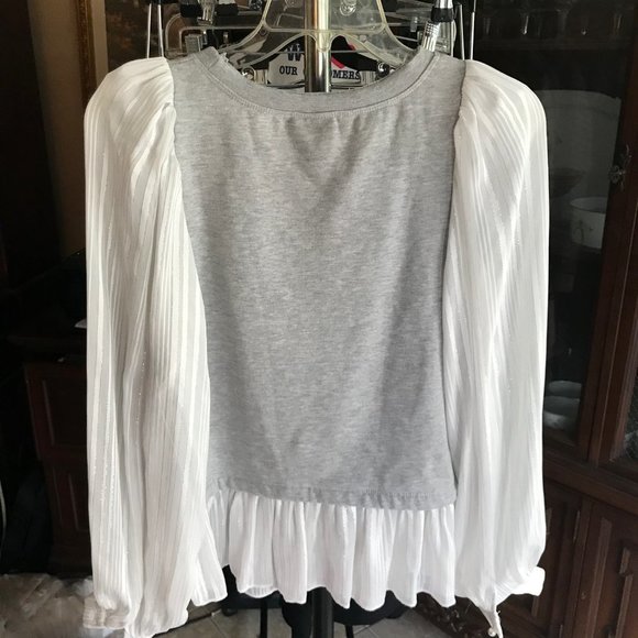 Cute Sweatshirt Top w/sheer sleeves and trim, Size XS - Picture 3 of 4